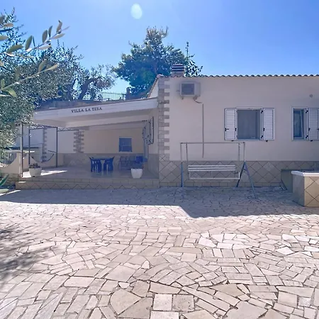 La Tesa Villa Monte SantʼAngelo